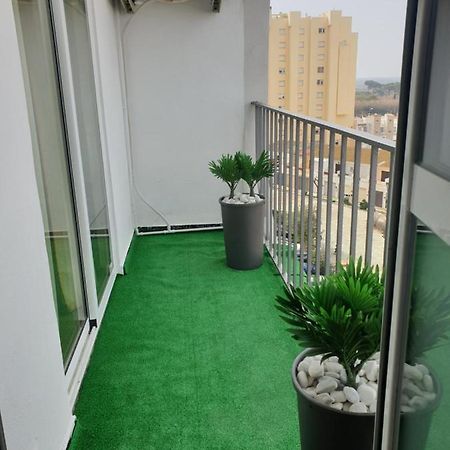 Les Pieds Dans L' Eau Apartment Empuriabrava Exterior photo