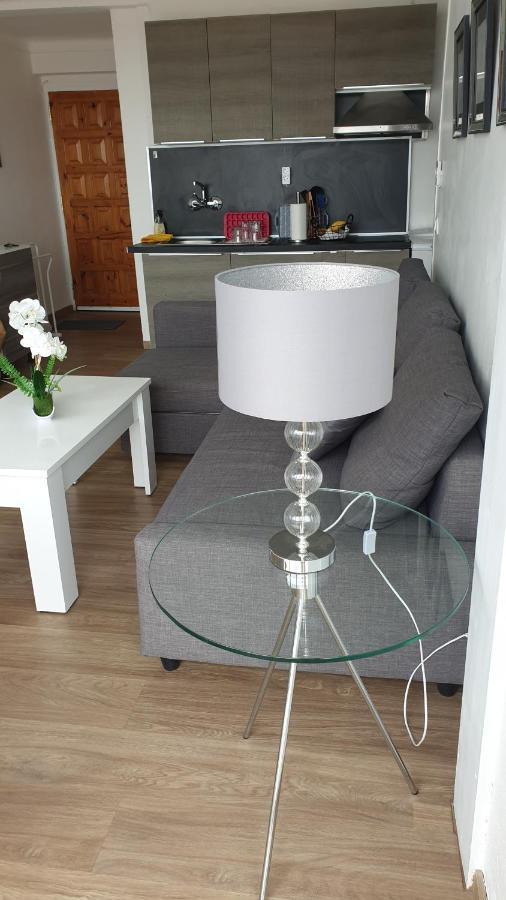 Les Pieds Dans L' Eau Apartment Empuriabrava Exterior photo